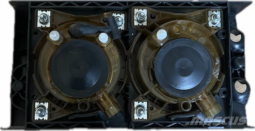 DAF XF PŘEDNÍ SVĚTLO مكونات أخرى