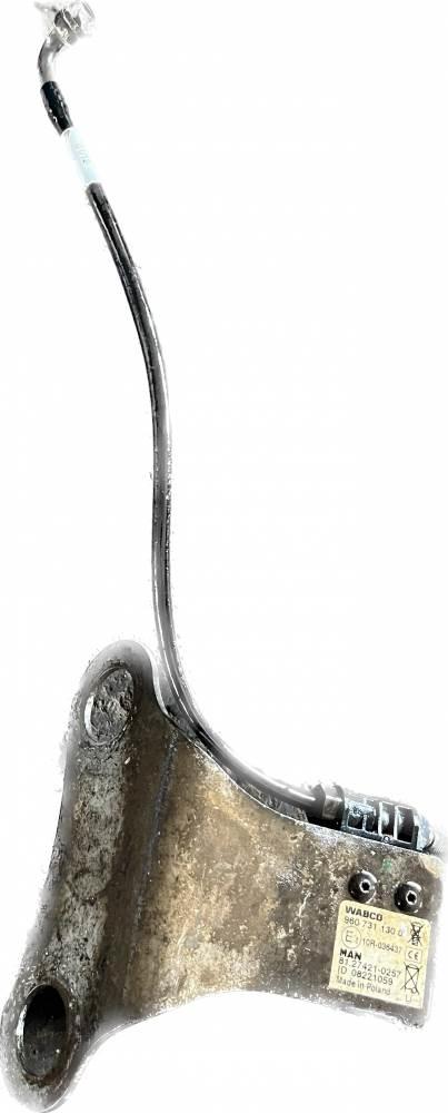 MAN TGX SNÍMAČ TLAKU مكونات أخرى