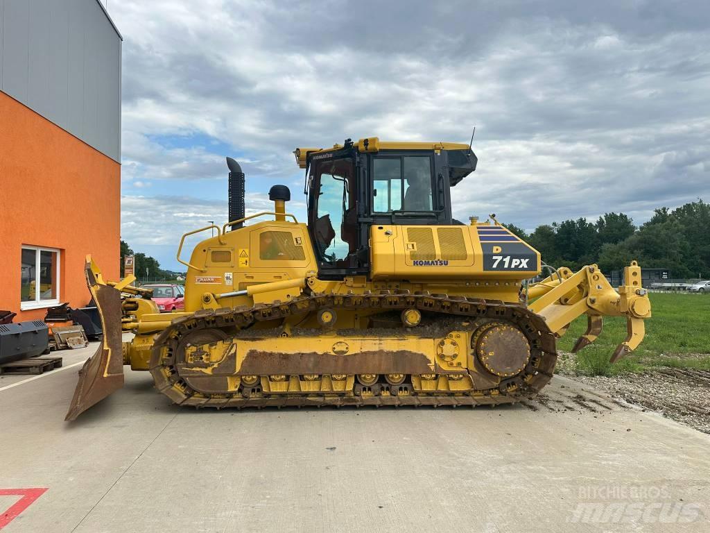 Komatsu D 71PX-24 E0 بلدوزرات مجنزرة