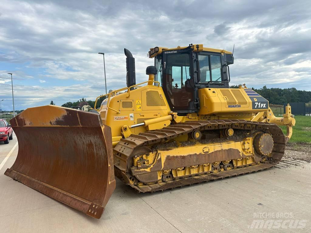Komatsu D 71PX-24 E0 بلدوزرات مجنزرة