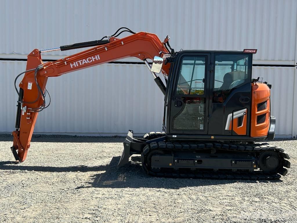 Hitachi ZX 75 US-7 حفارات زحافة