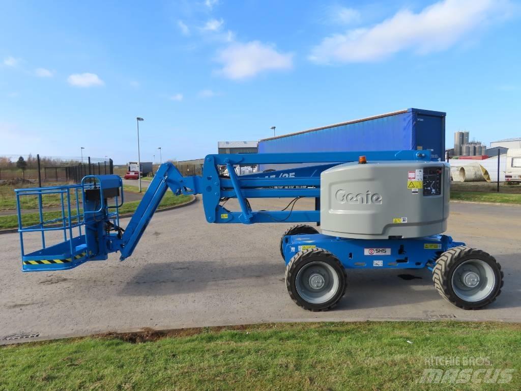Genie Z 45/25 رافعات سلة مفصلية