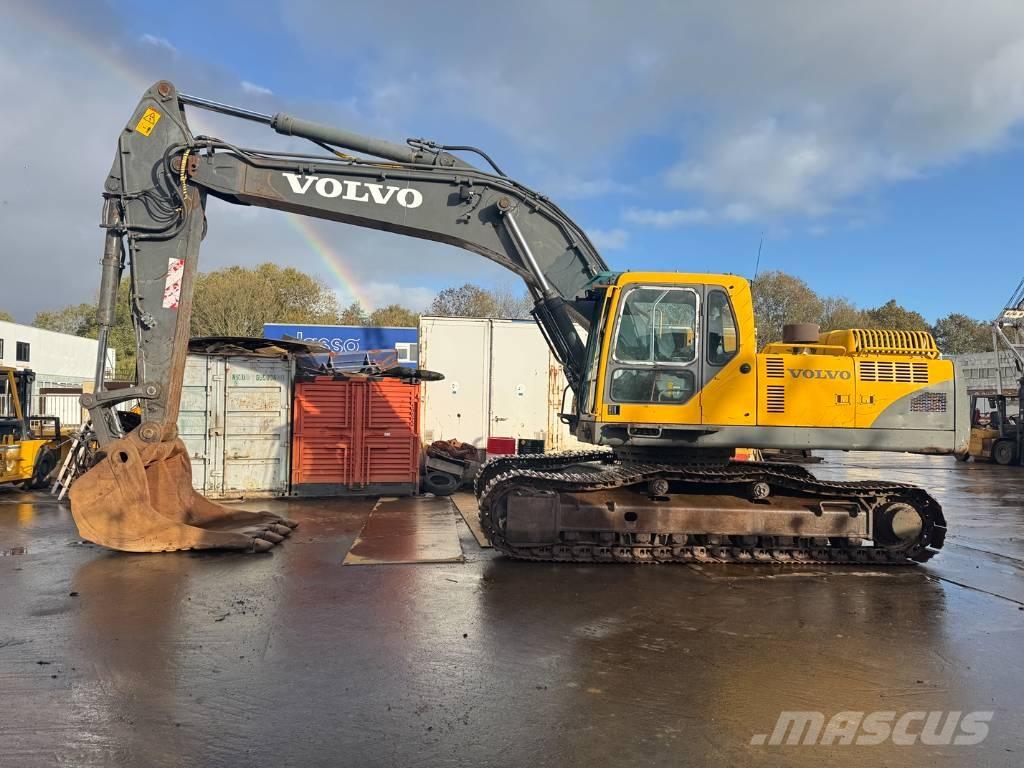 Volvo EC 360 B LC حفارات زحافة