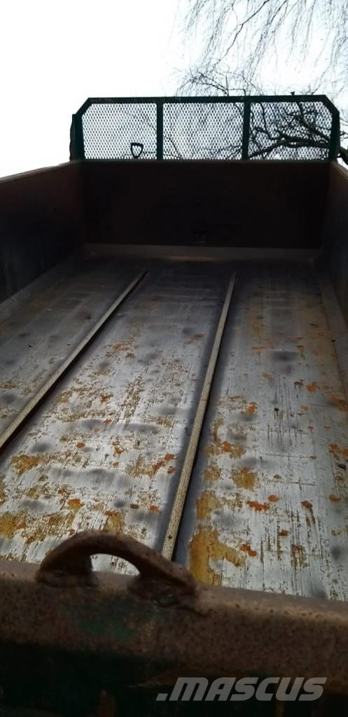 Sisu E11 شاحنات قلابة