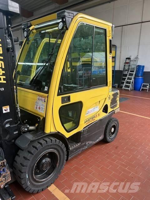 Hyster H2.5FT شاحنات الديزل