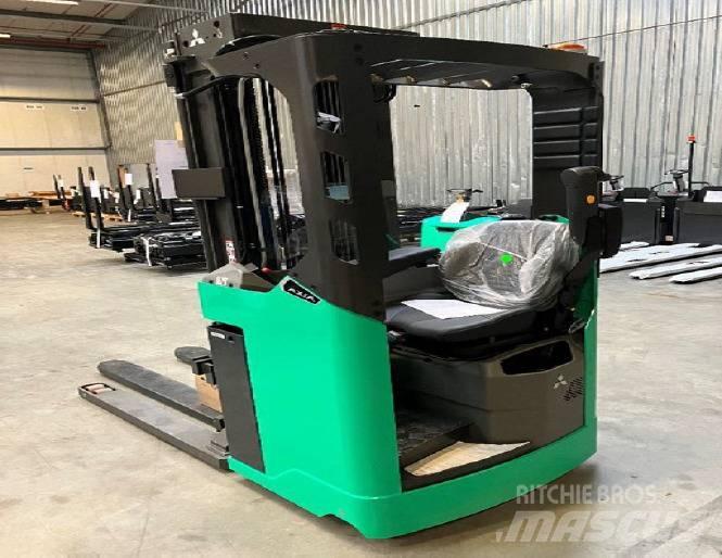 Mitsubishi SBS12N2TF شاحنات مناولة ذاتية الدفع