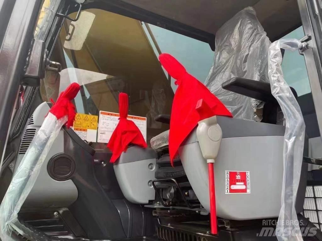 Komatsu PC 240-8 حفارات زحافة