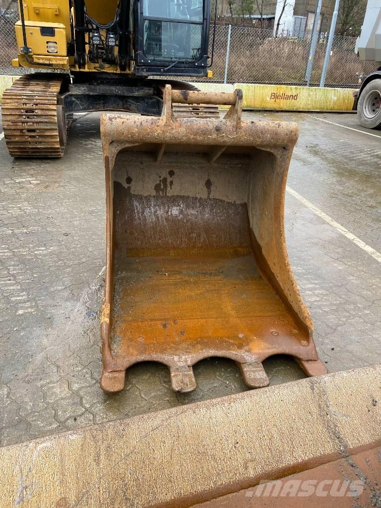 CAT cat 316F حفارات زحافة