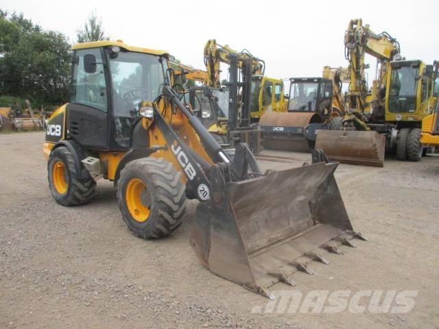 JCB 406 B لوادر بعجل