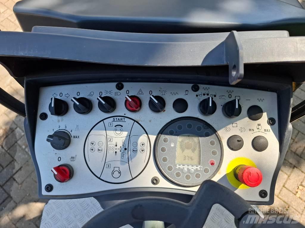 Bomag BW 120 AD-5 مداحل ثنائية الاسطوانة