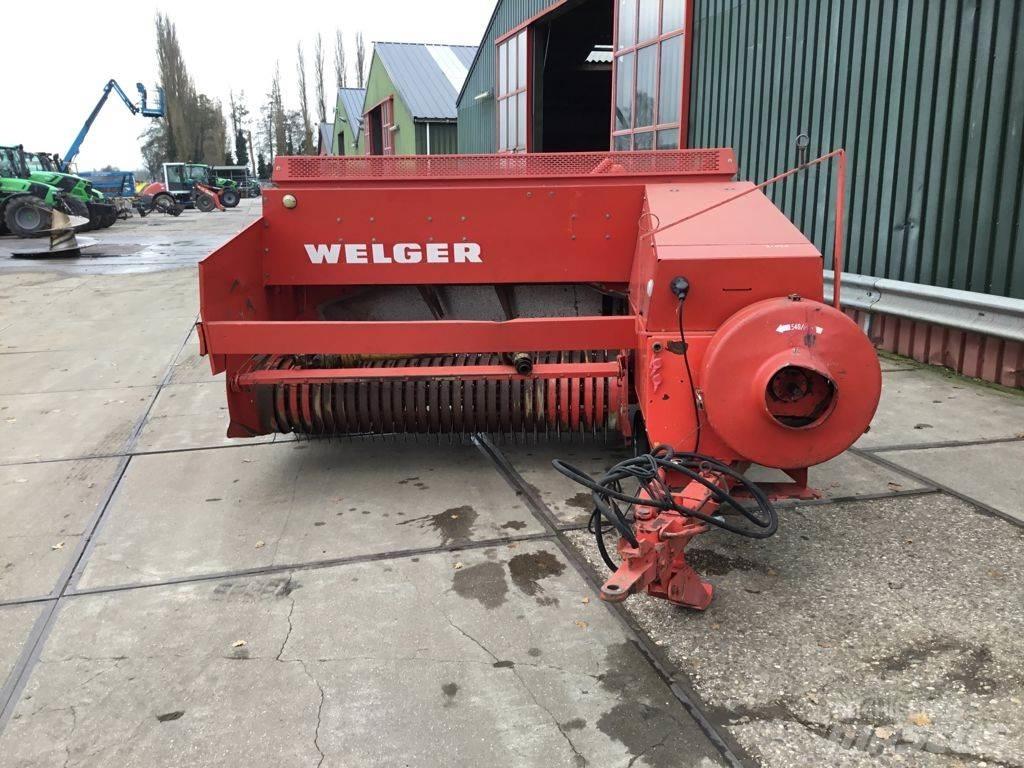 Welger AP 830 محزمات مربعة