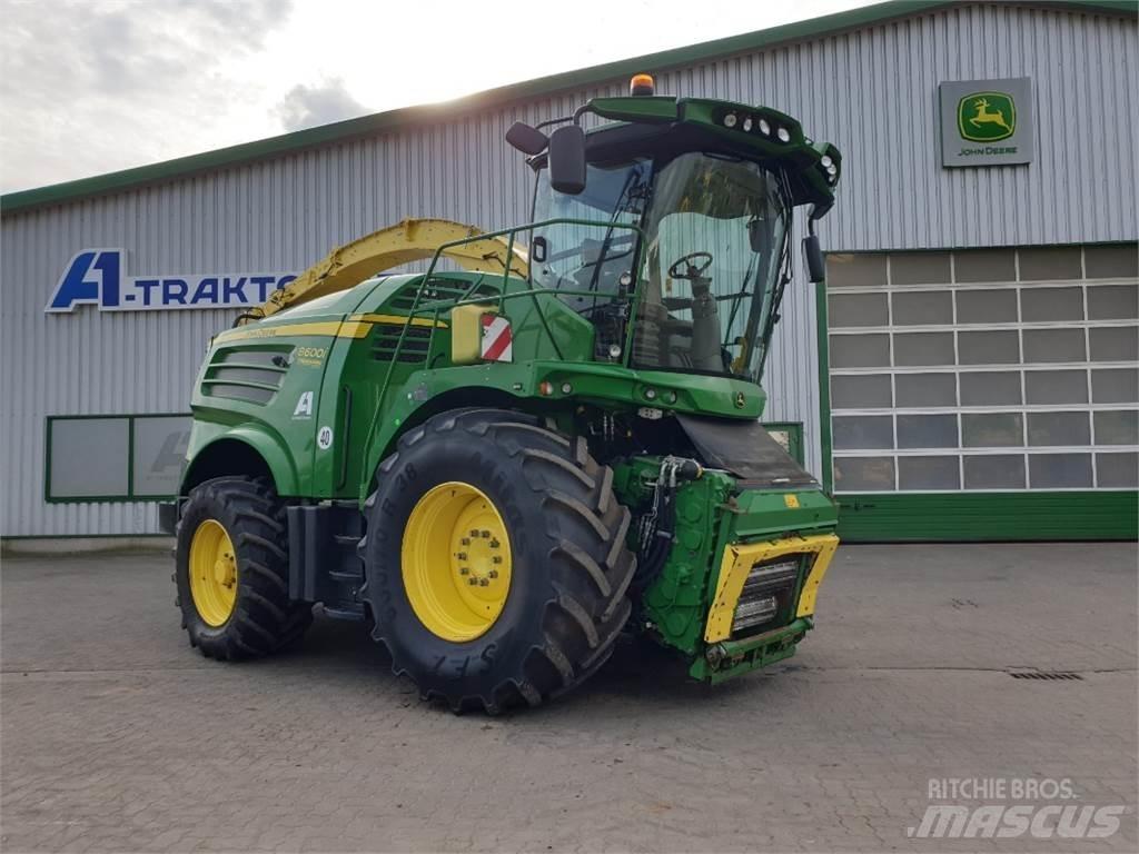 John Deere 8600I حصادات الأعلاف