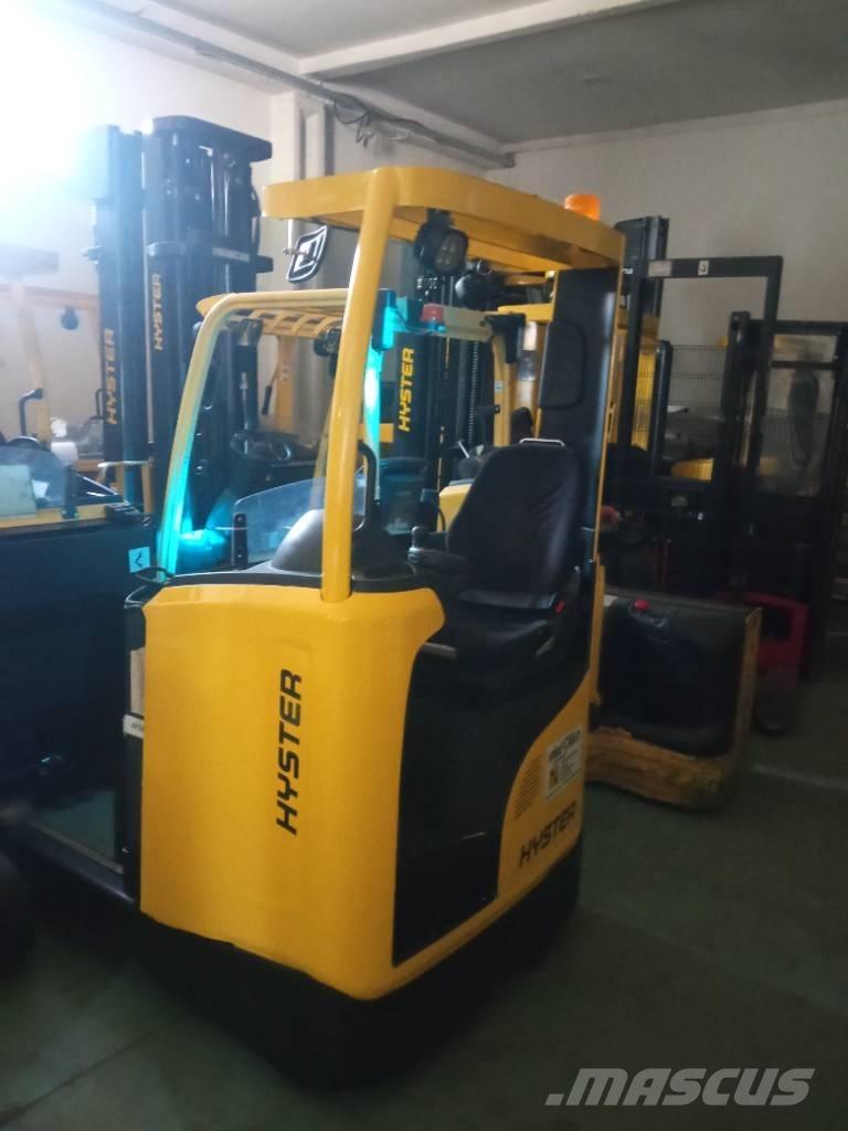 Hyster R 1.4 شاحنة مناولة