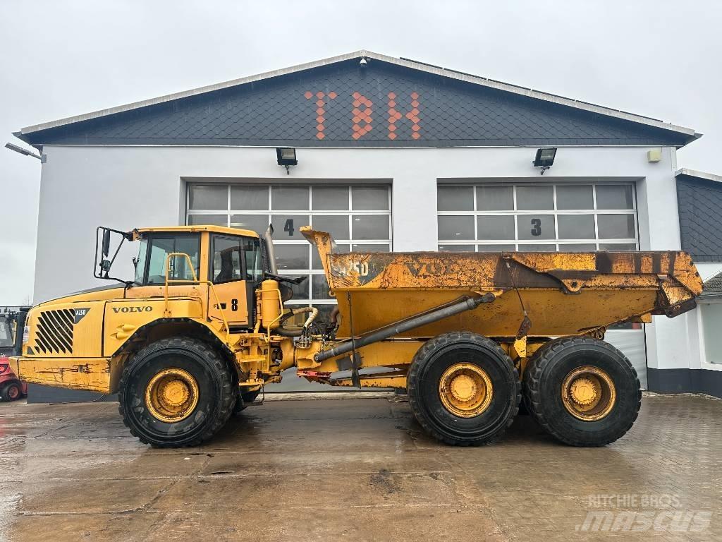 Volvo A 25 D Nr.8 ساحبات مفصلية