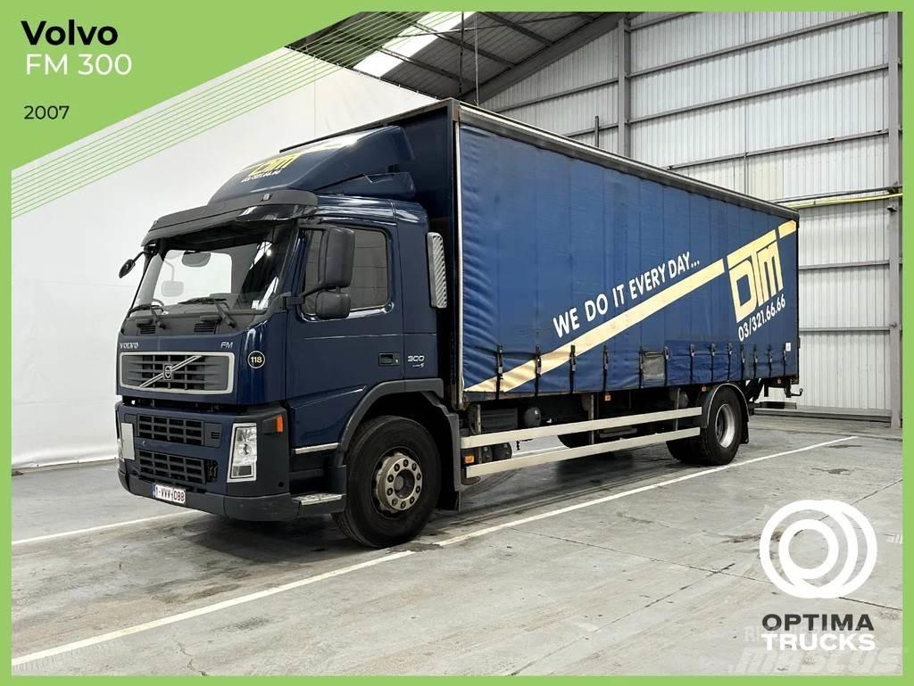 Volvo FM 300 FM شاحنات بغطاء جانبي