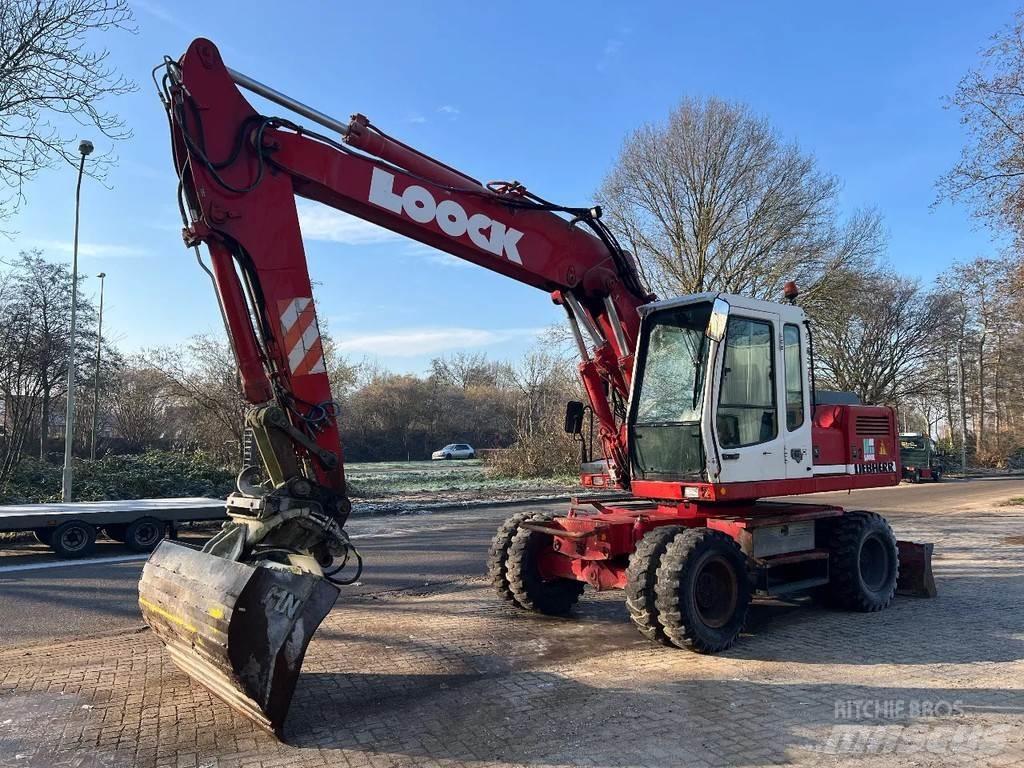 Liebherr 902 حفارات بعجل