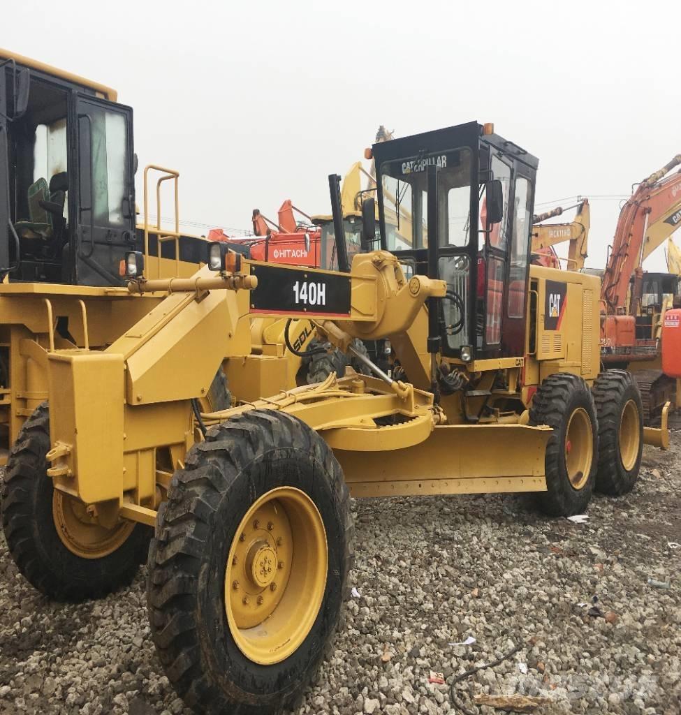 CAT 140 H معدات تمهيد الطرق