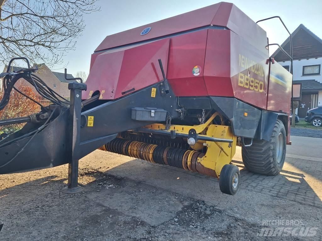 New Holland BB 950 محزمات مربعة