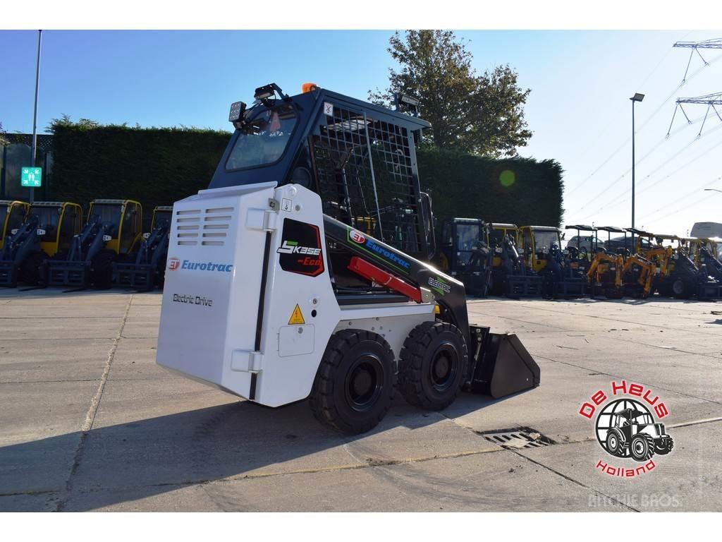 Eurotrac SK35E لوادر بعجل