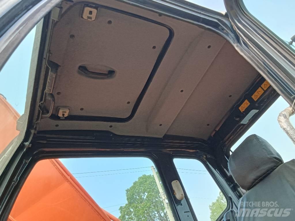 Hitachi ZX 160 حفارات زحافة