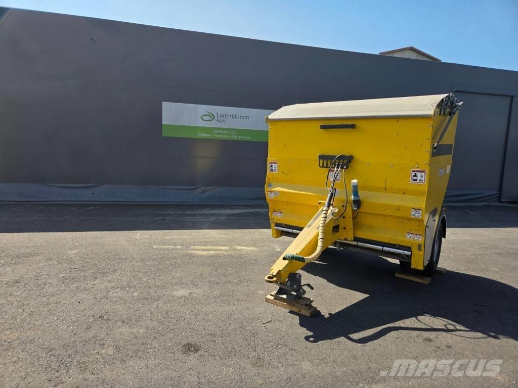 Vama TH3000L معدات نشر الرمال والملح