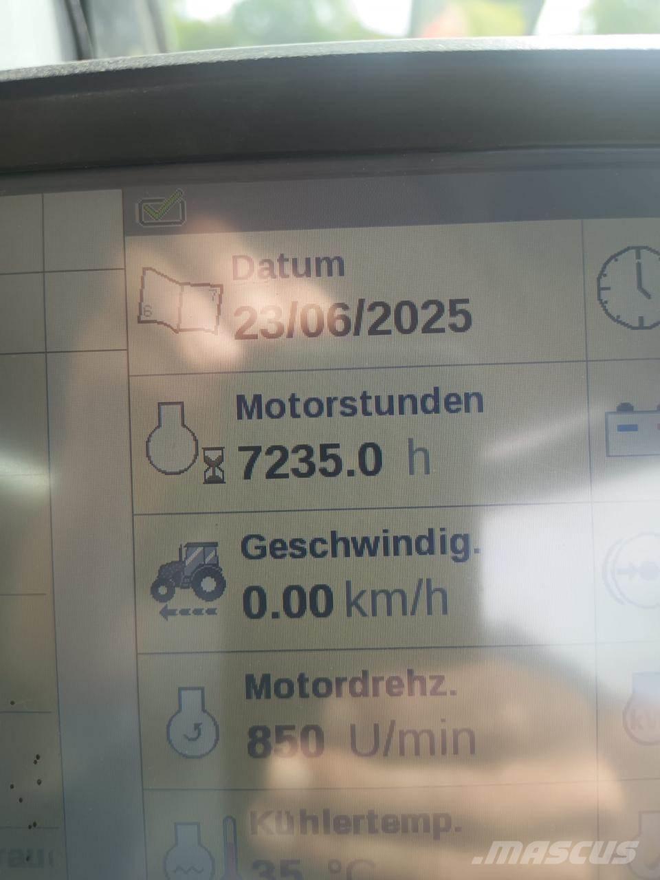 Steyr 6220 CVT الجرارات