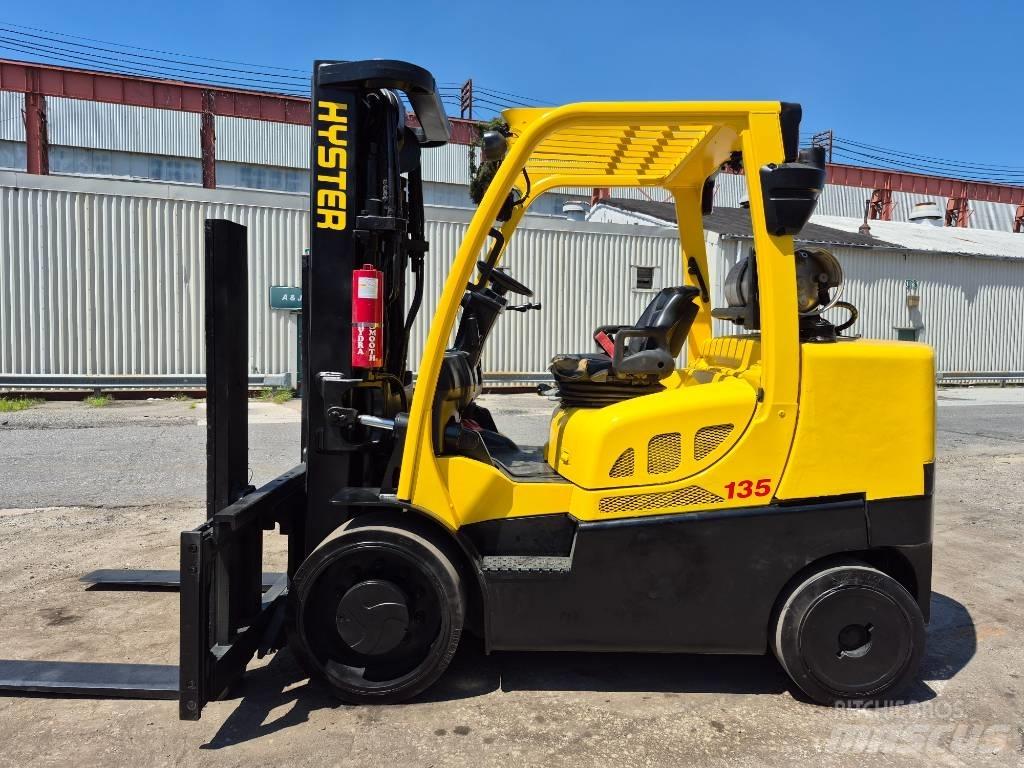 Hyster S 135 FT شاحنات ذات رافعات شوكية - أخرى