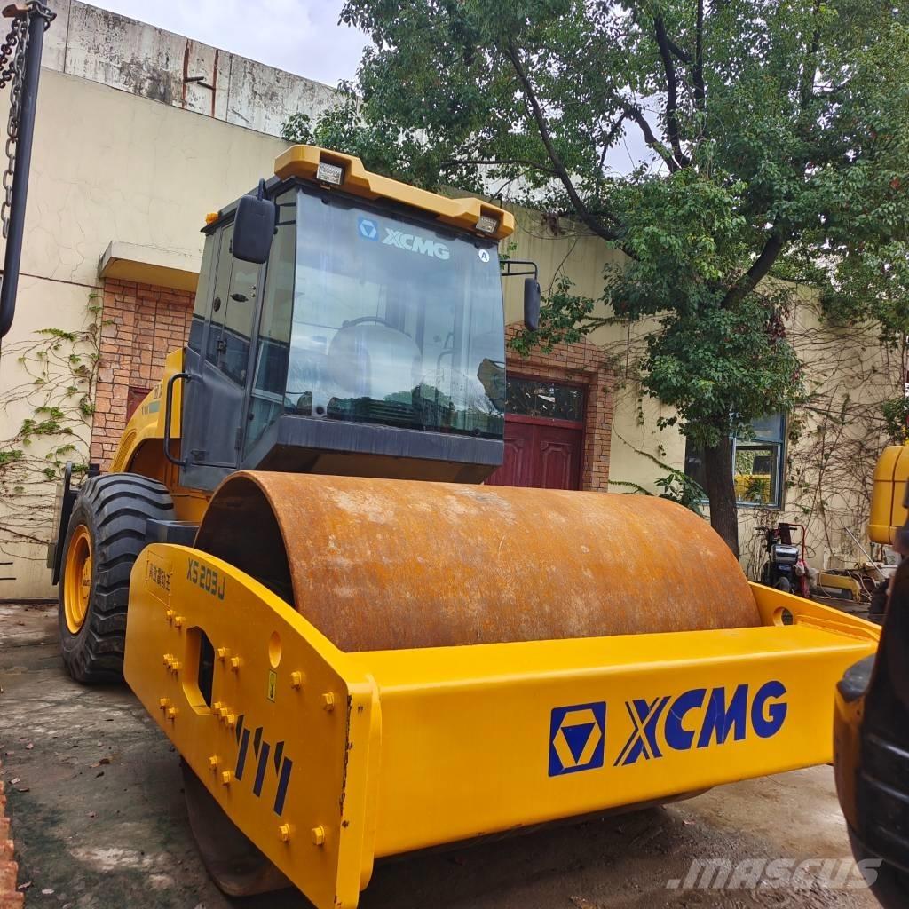 XCMG XS 223 J مداحل أحادية الأسطوانة