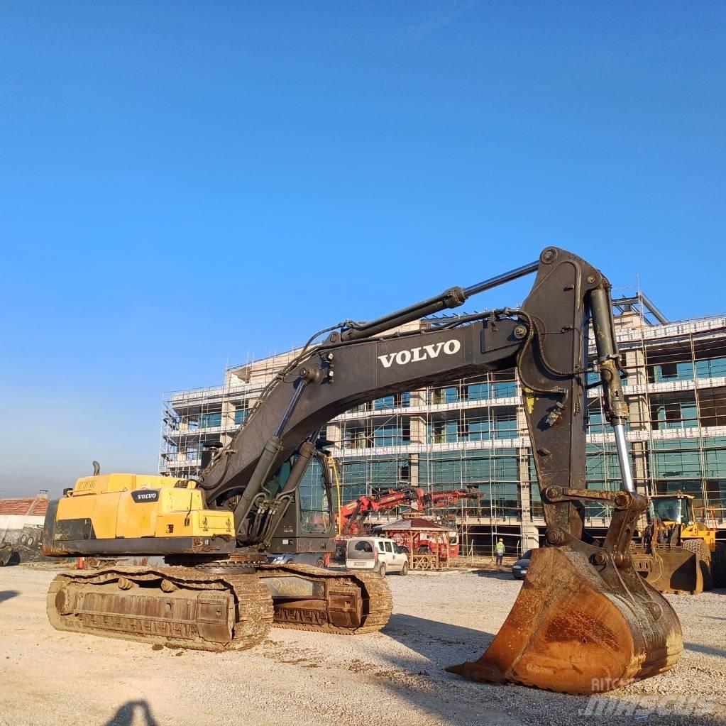 Volvo EC 480 D L حفارات زحافة