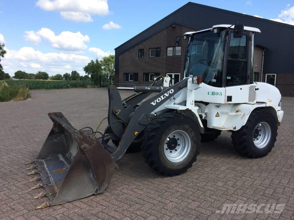 Volvo L 35 B لوادر بعجل