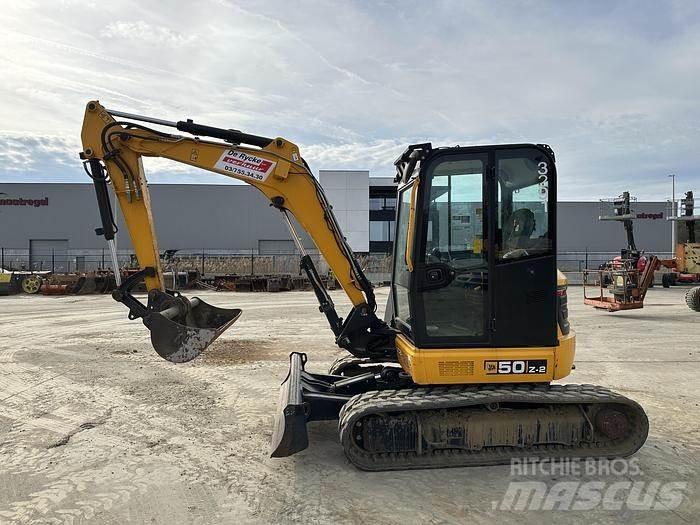 JCB 50Z-2 حفارات زحافة