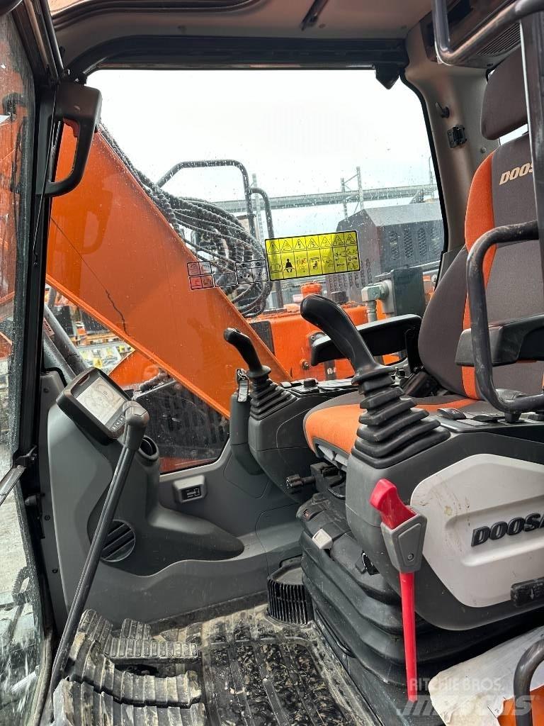 Doosan DX 140 LCR-5 حفارات زحافة