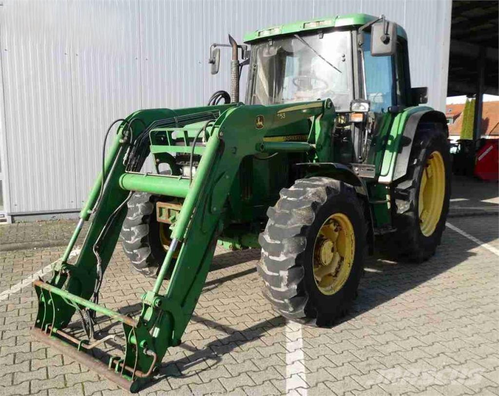 John Deere 6310 الجرارات