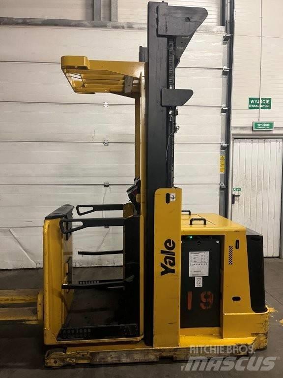 Yale MO 10 E معدات الرفع عالي المستوى