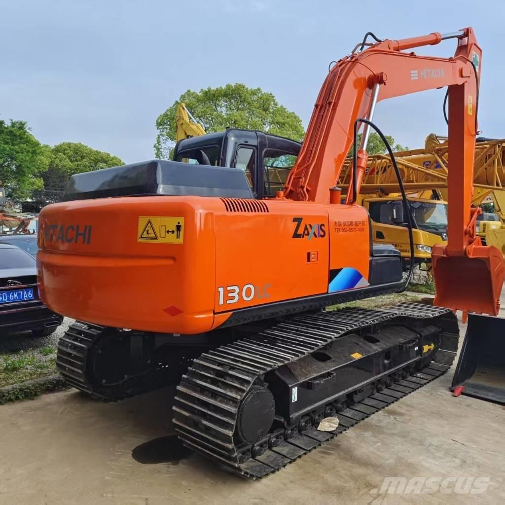 Hitachi ZX 130 حفارات زحافة