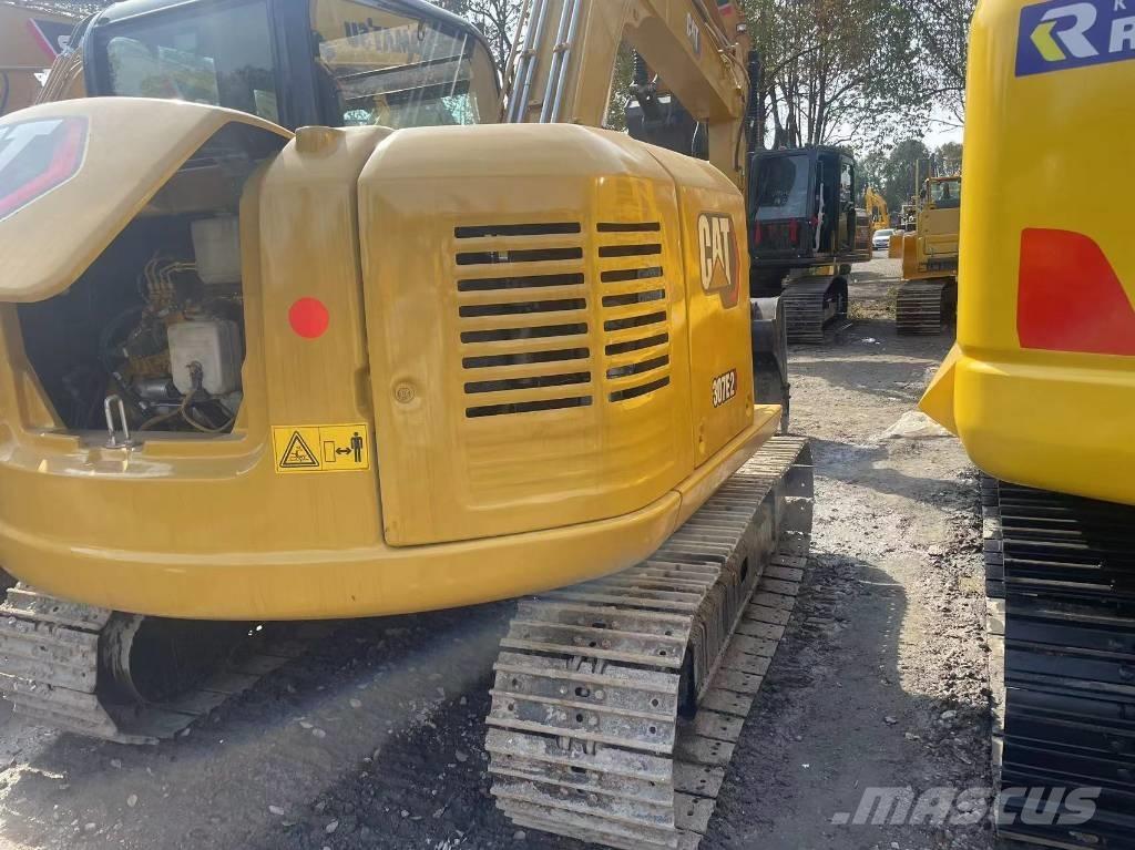 CAT 307 حفارات زحافة