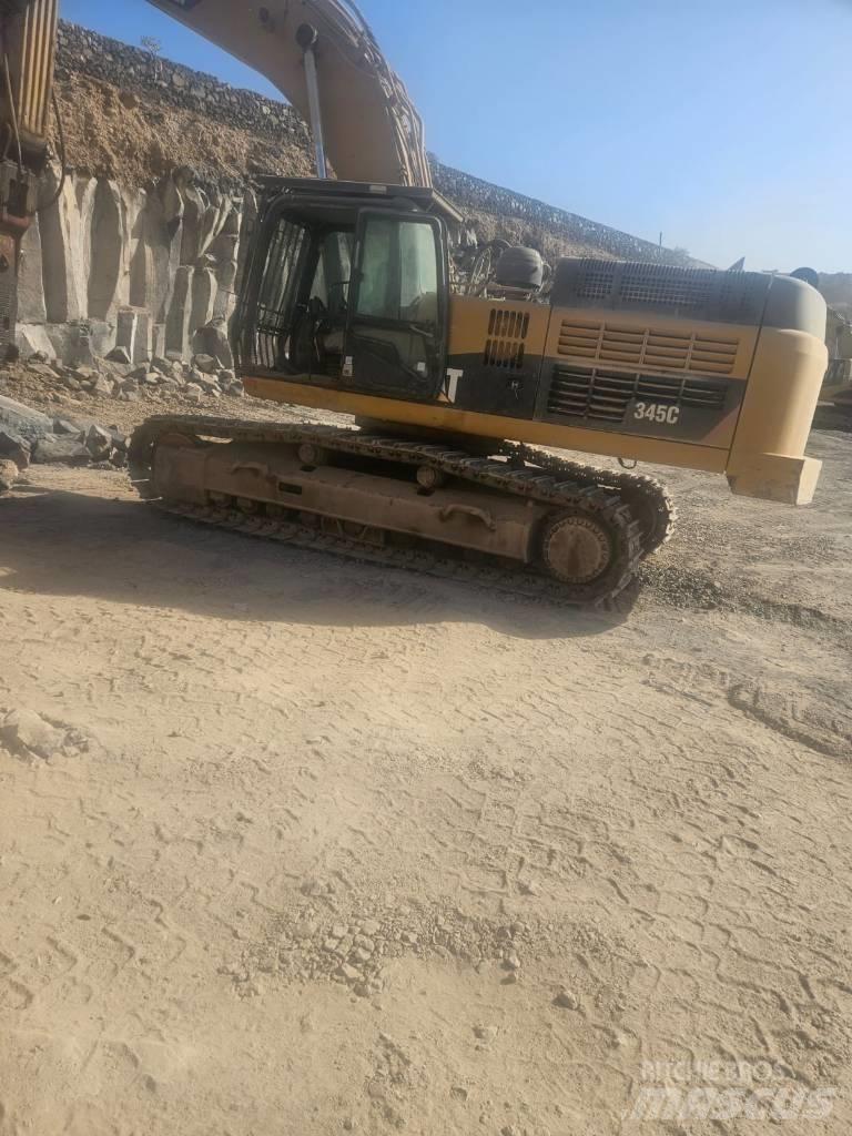 CAT 345 C حفارات زحافة