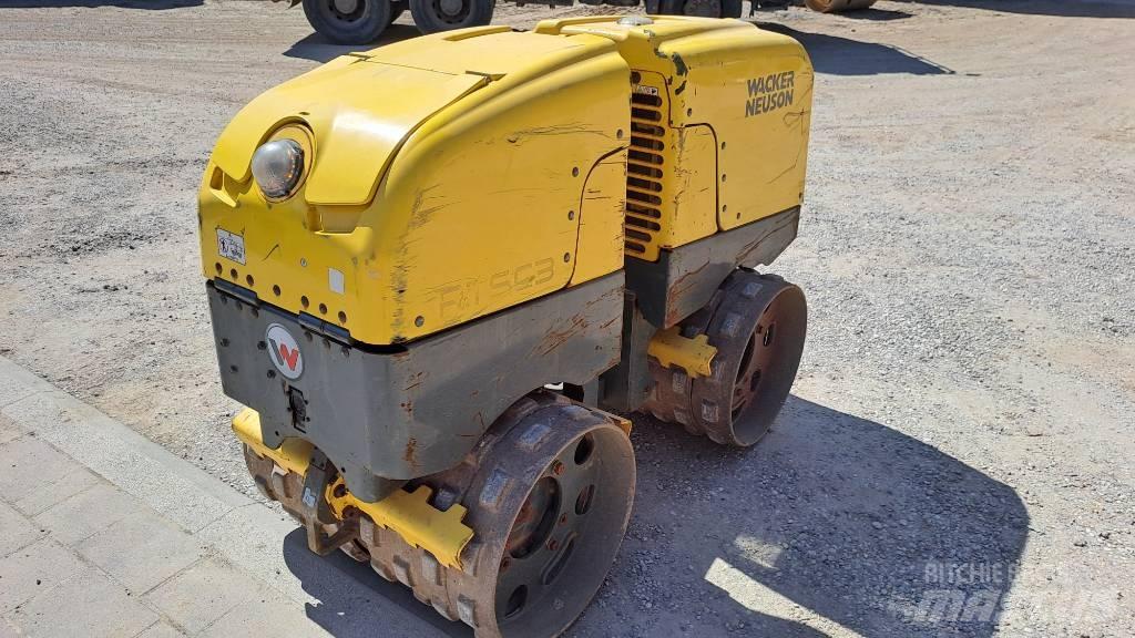 Wacker Neuson RTSC 3 مداحل ثنائية الاسطوانة