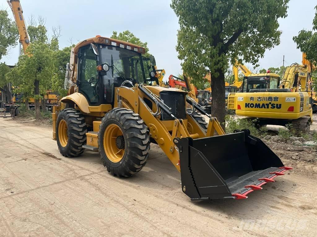 JCB 4 CX لوادر ذات جرافات عكسية