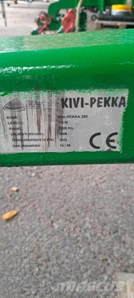 Kivi-Pekka Lamu 350 زحافات ساحقة