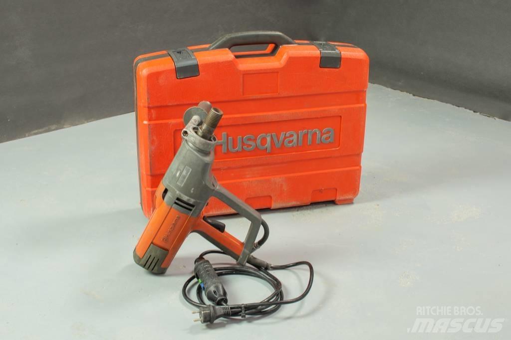 Husqvarna DM230 معدات حفر أخرى