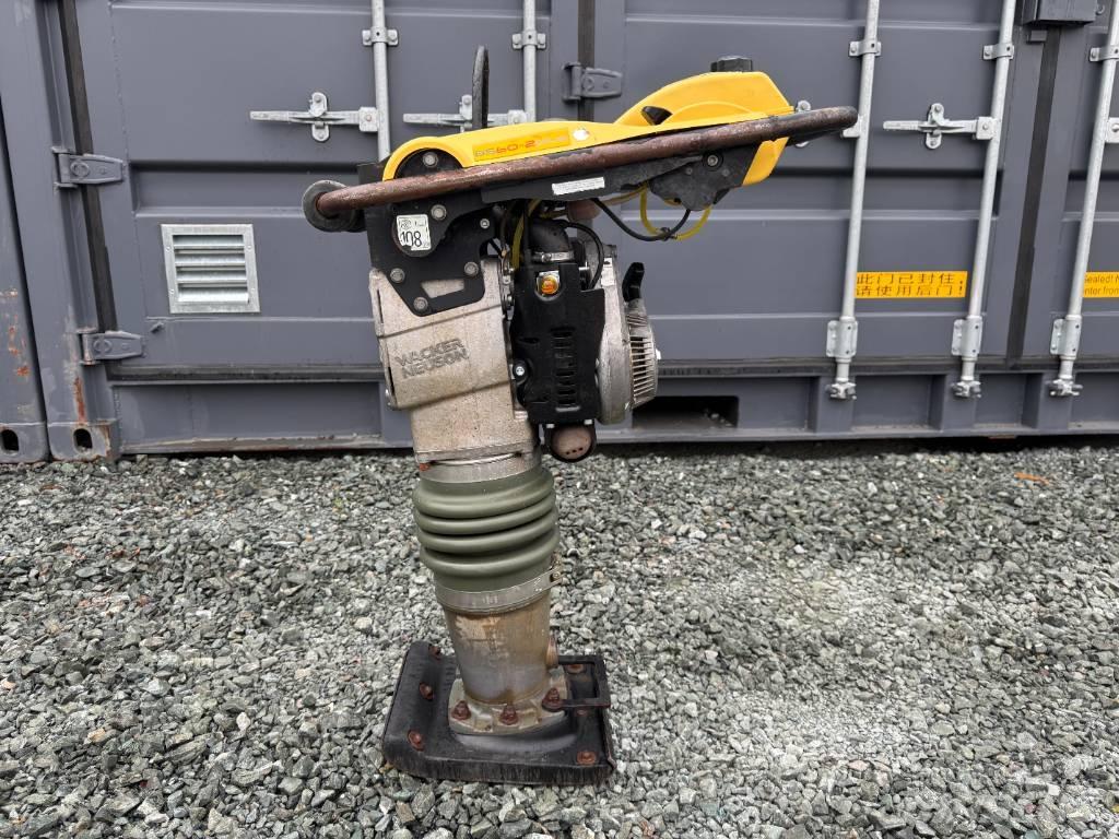 Wacker Neuson BS60-2 ِدَكات