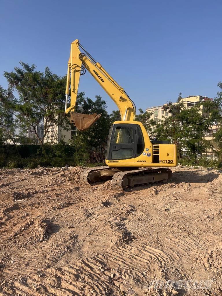 Komatsu PC120 حفارات زحافة