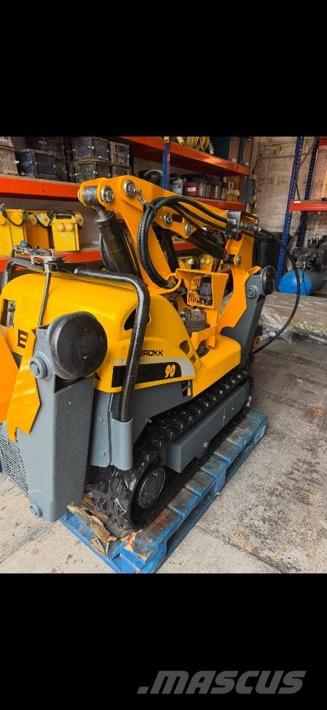 Brokk 90 معدات البناء - غير ذلك