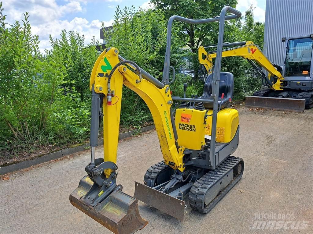 Wacker Neuson 803 حفارات زحافة