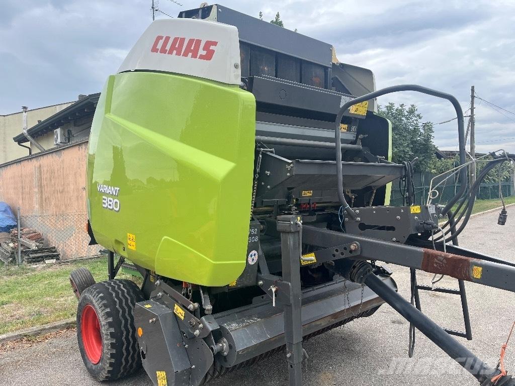 CLAAS Variant 380 محزمات مستديرة