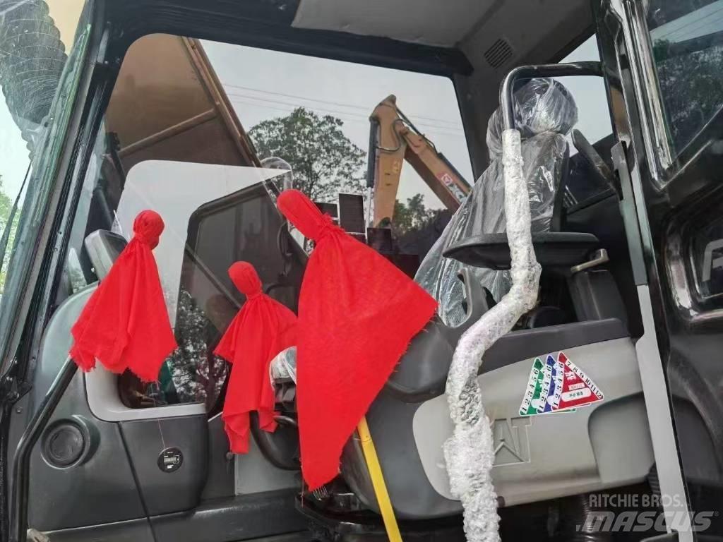 CAT 313GC حفارات زحافة