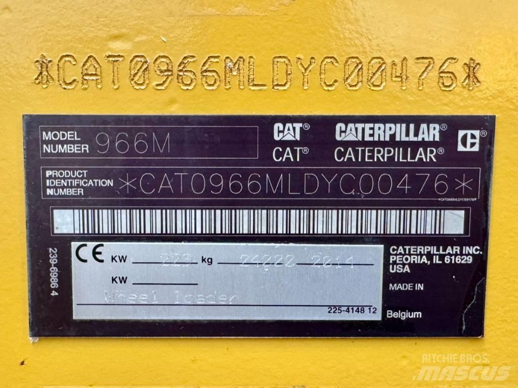 CAT 966 M لوادر بعجل