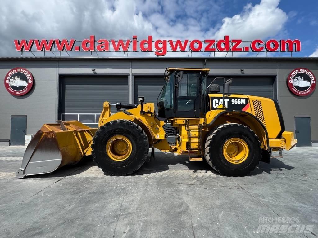 CAT 966 M لوادر بعجل