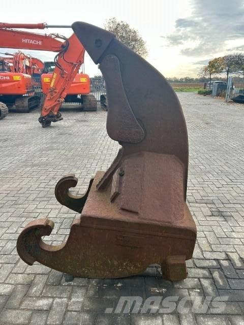 Verachterd CW 70 خداشات